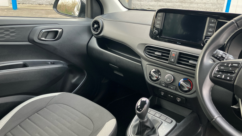 Hyundai i10 1.0 [63] Advance 5dr Auto [Nav] Petrol Hatchback